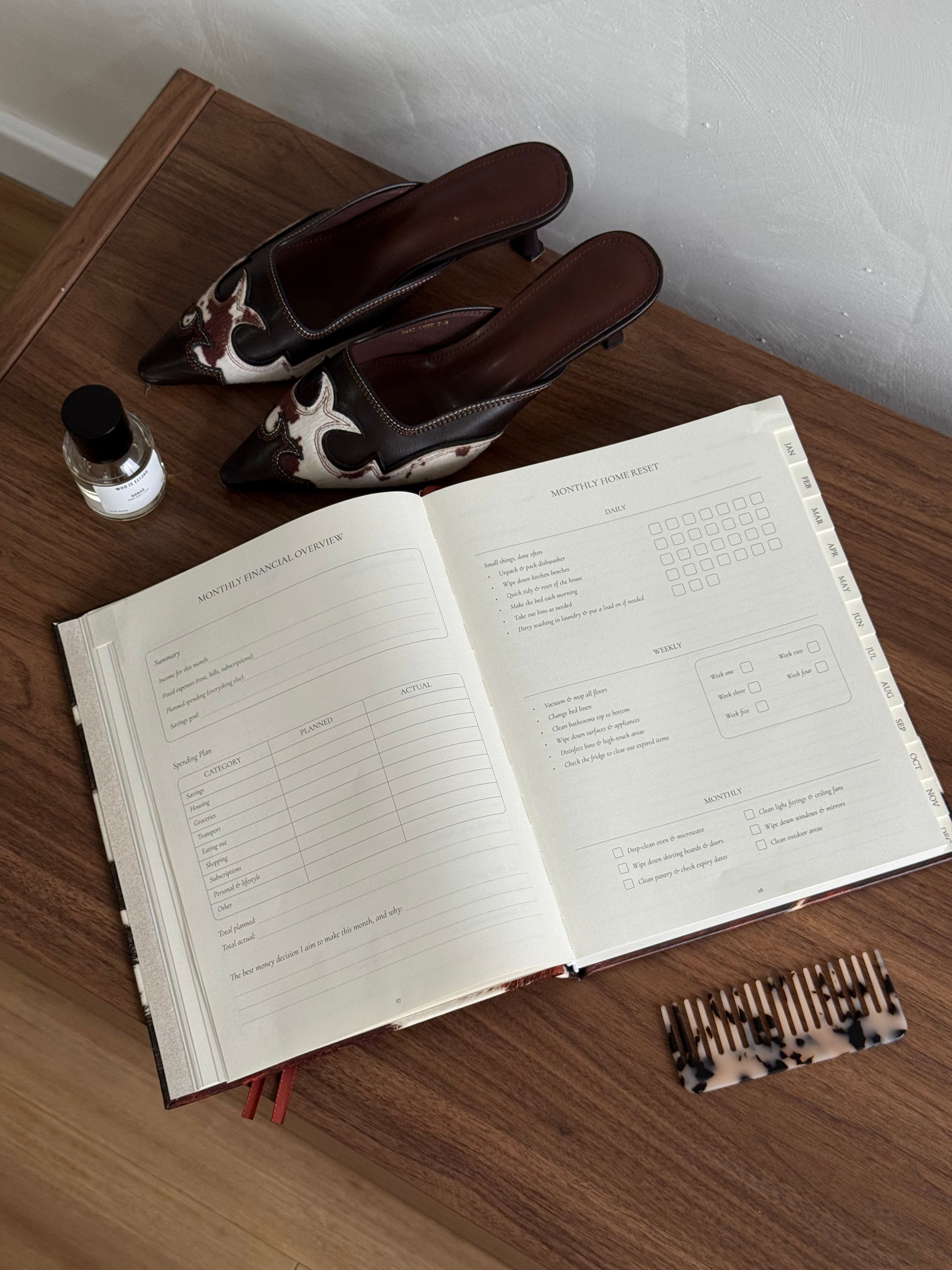 2027 Weekly Diary
